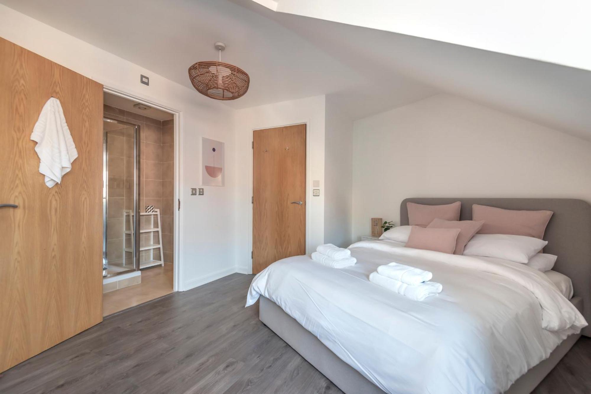 The Loft - Spacious Luxury 2 Bed 2 Bath With Free Secure Parking And Tube Close By London Ngoại thất bức ảnh